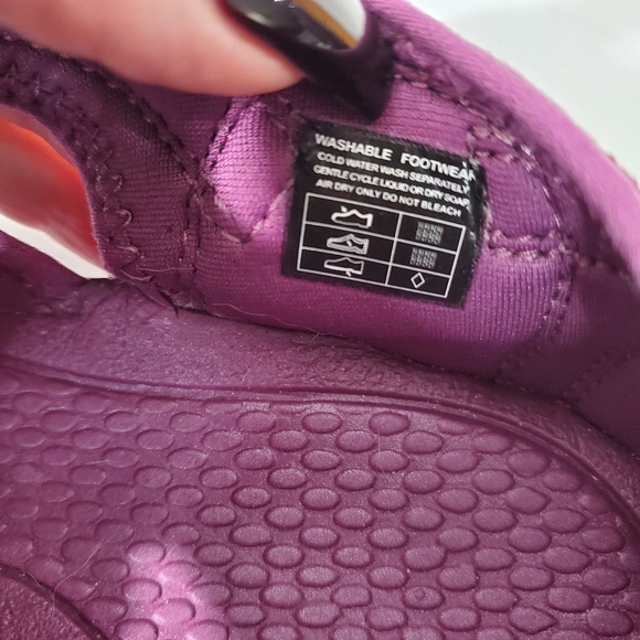 Keen Newport H2 Hybrid Washable Sandal Outdoor Water Hiking Adventure SZ 5Y/6.5 - Picture 2 of 11